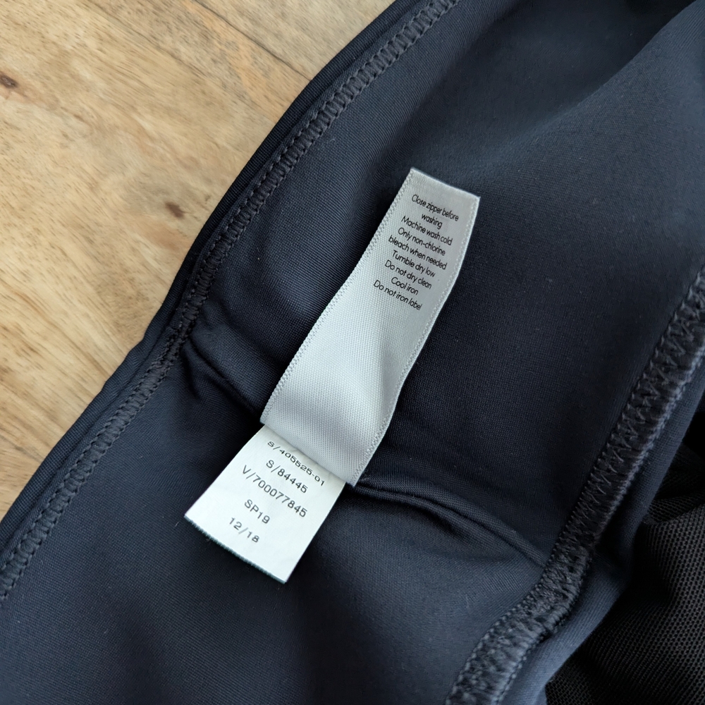 Athleta Black and Blue Stellar Tights - Picture 8 of 9